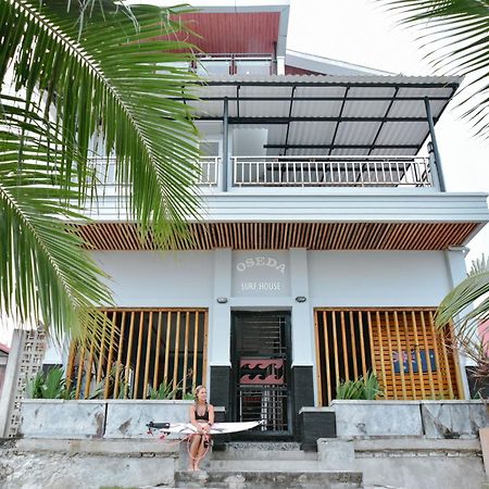 Oseda Nias Surf House Hotell Hilibotodane Exteriör bild
